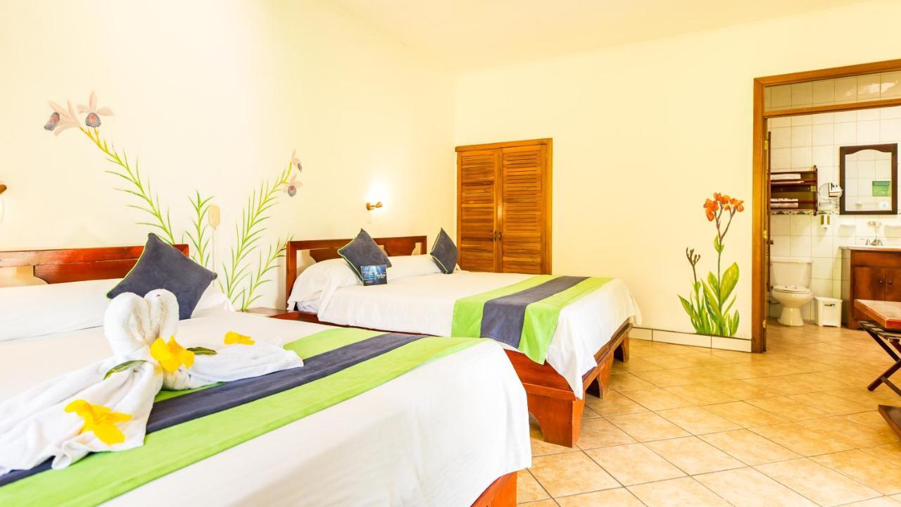 Hotel Villas Rio Mar Dominical Exterior photo