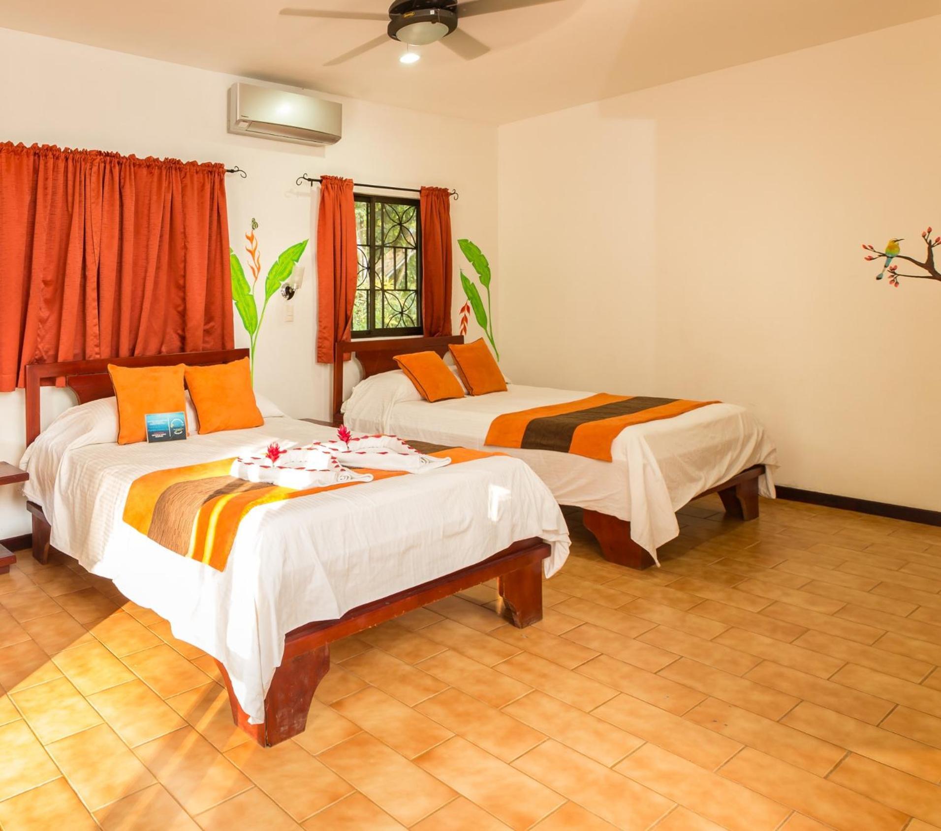 Hotel Villas Rio Mar Dominical Exterior photo